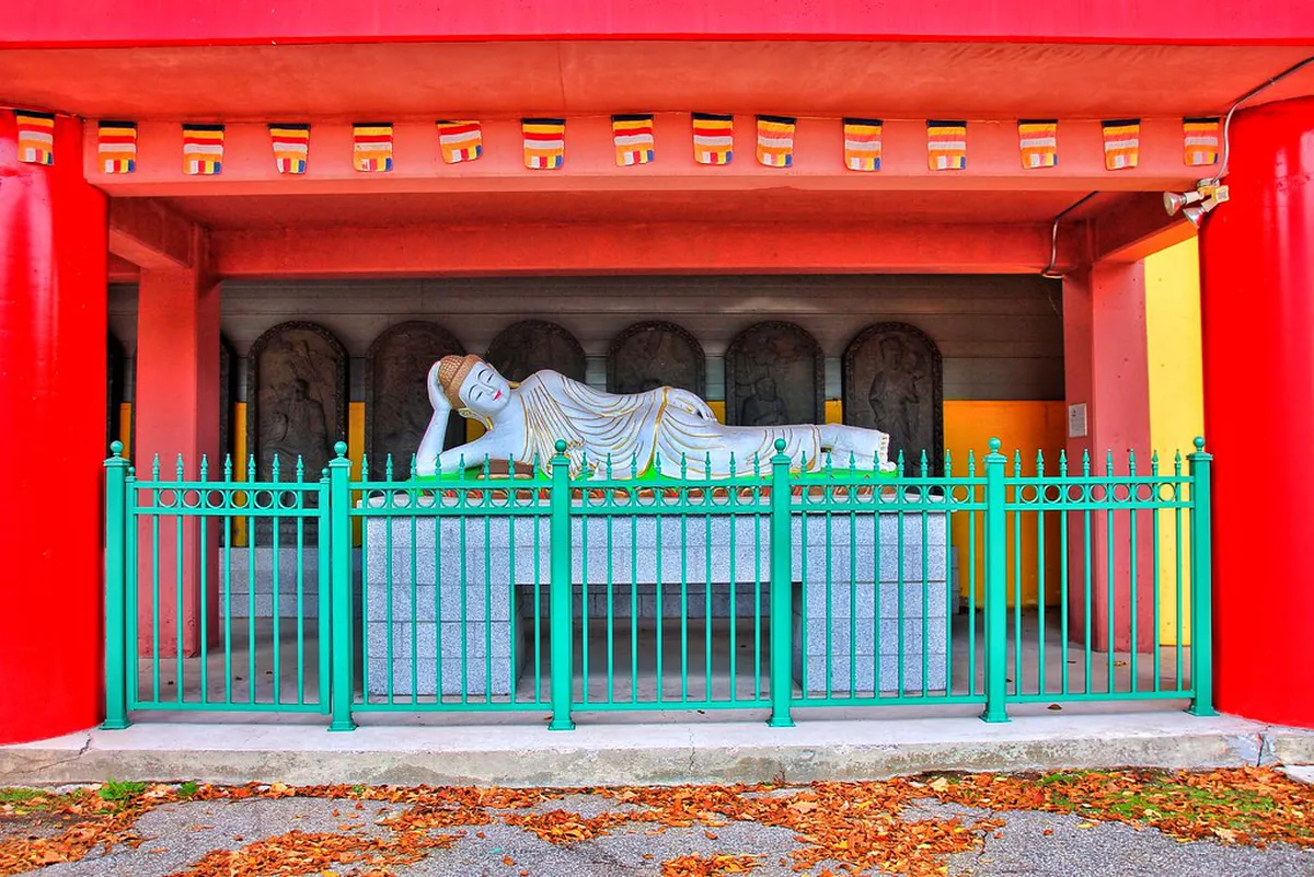 Carvoeiro Walking Tours & Hiking Guide: Best Routes for 2026