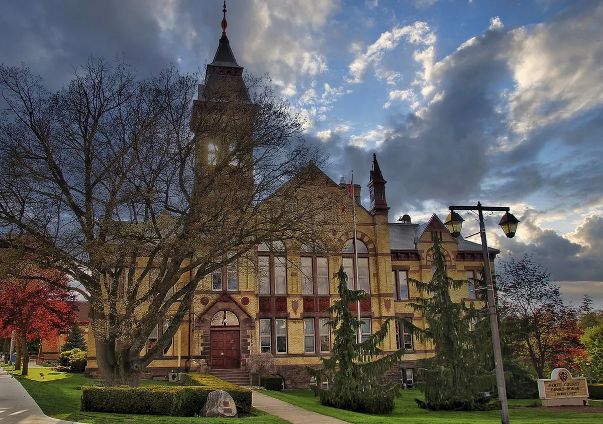 1-Day Guide: Where to Start Peniche Walking Tours