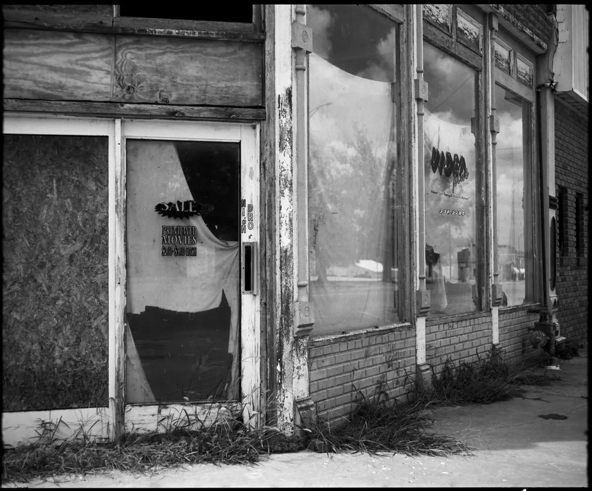 Free vs Paid Walking Tours in Sintra: Costs & Tips